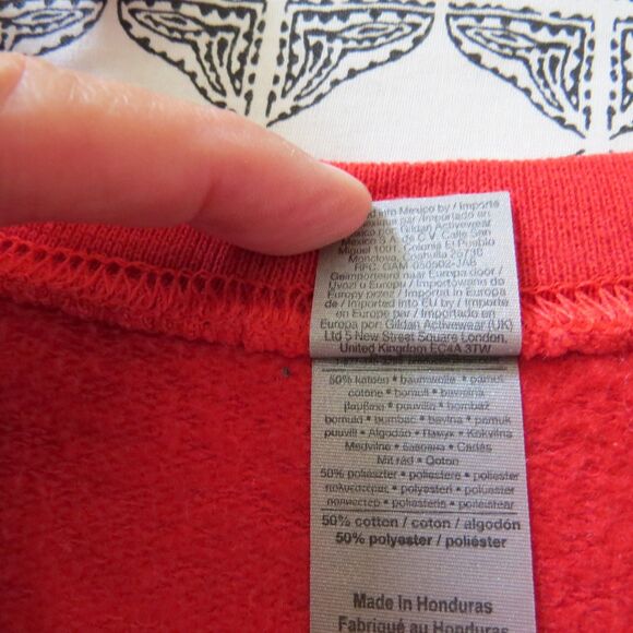 Bad Bunny Custom Christmas Sweatshirt Red Men's (gender neutral) 3XL - Picture 9 of 10